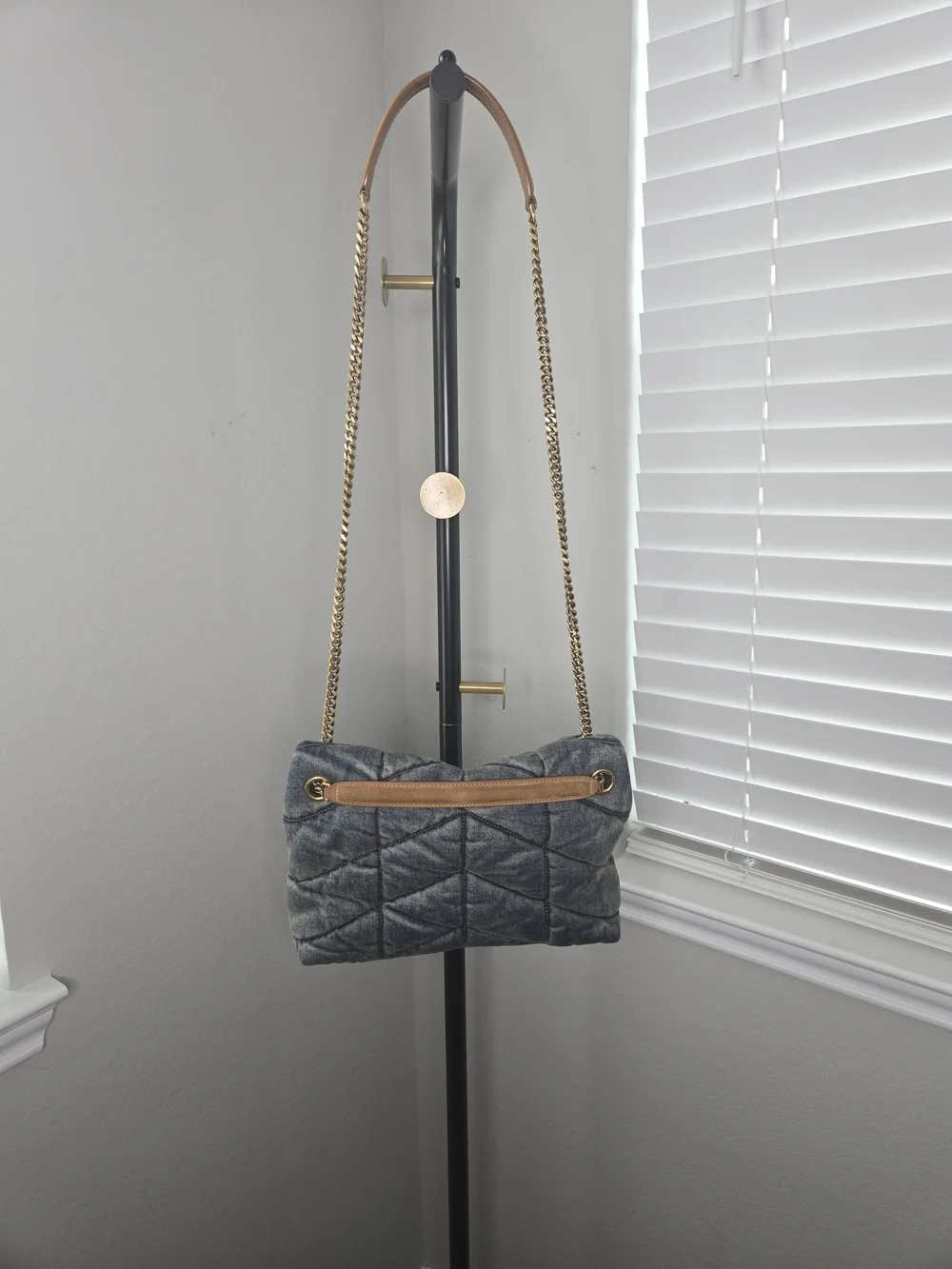 Saint Laurent Quilted Denim Shoulder Bag with Gold Chain and Tan Leather Pad - Picture 4 of 9